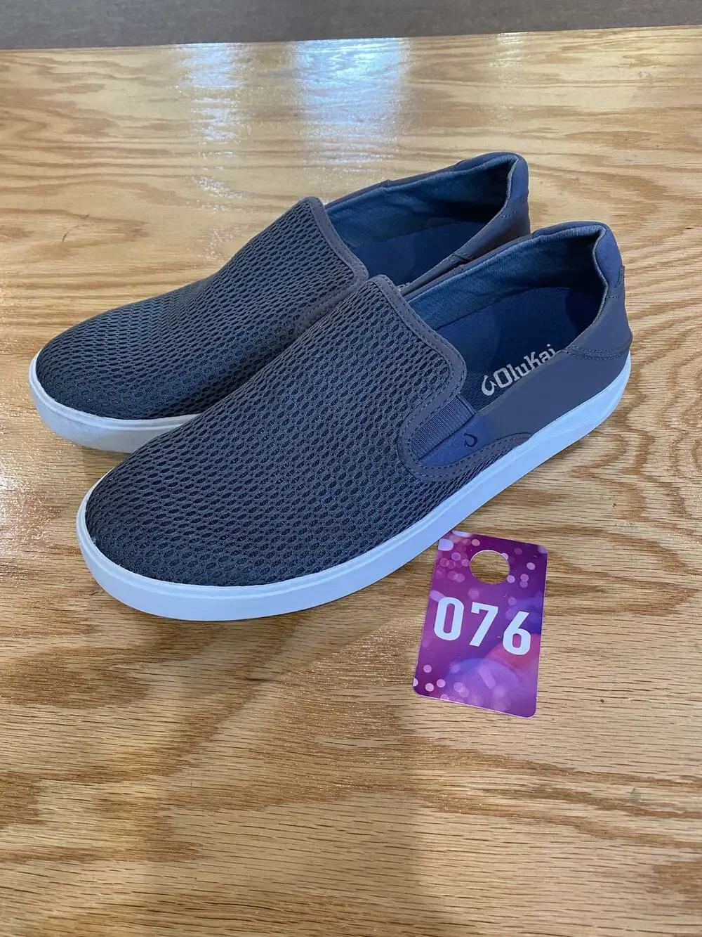 Olukai Lae'ahi Men's 8.5 M gray Mesh Slip On Low Top Round Toe Casual Sneakers